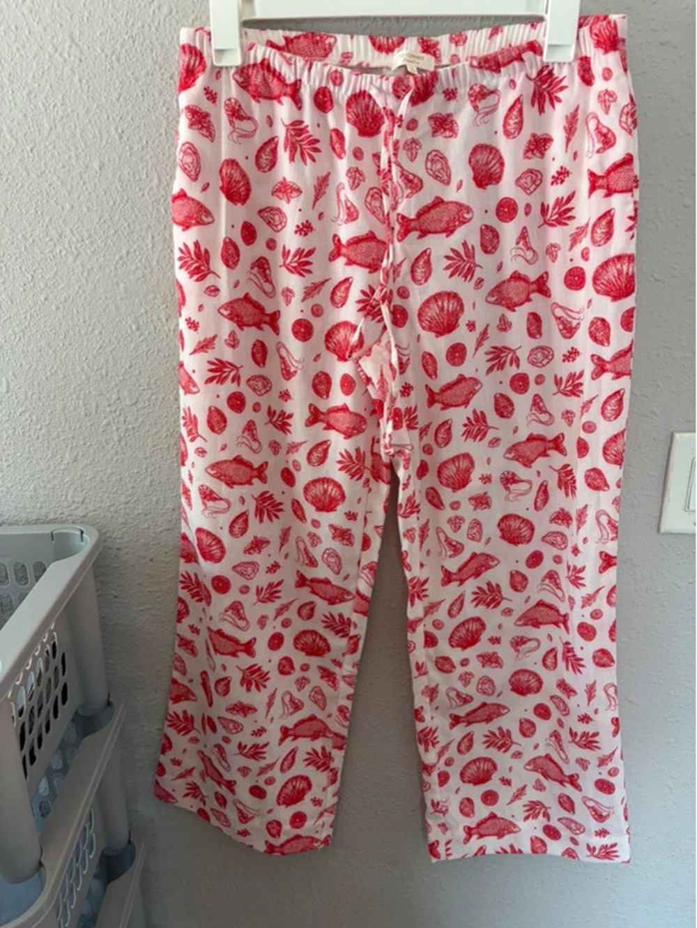 No Comment LinenLove Beach White/Red Pants size XL. 100% Polyester